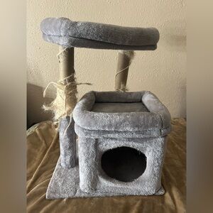 Cat tree